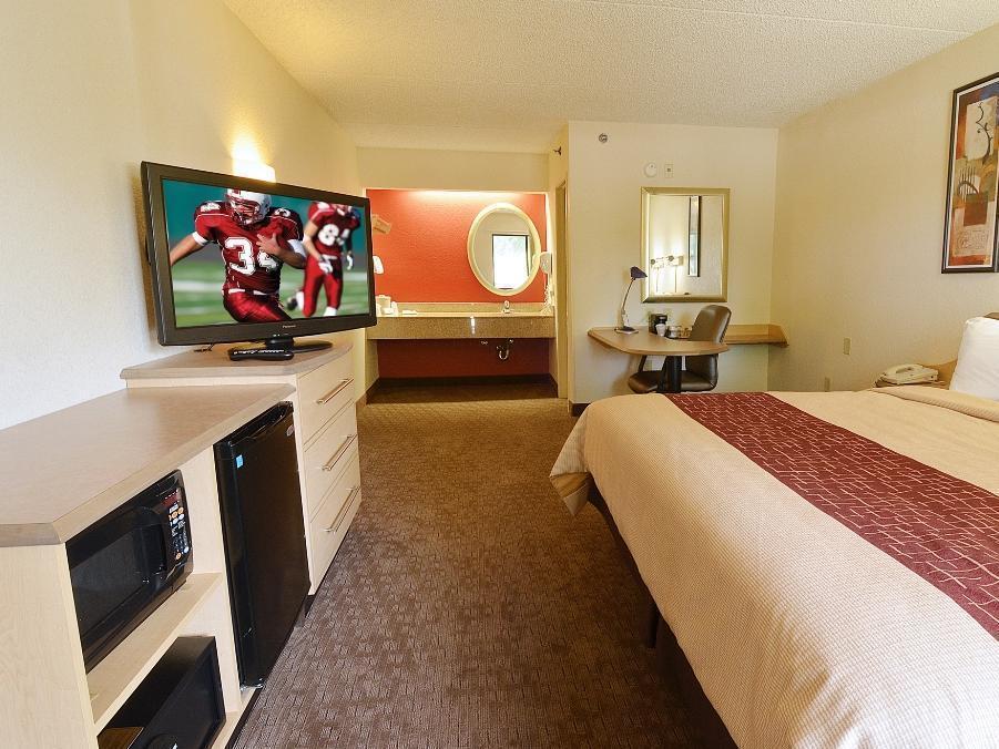 Red Roof Inn Эдисон Экстерьер фото