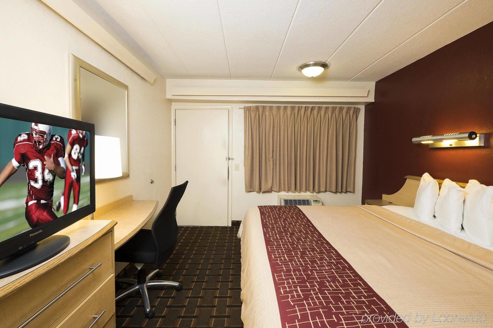 Red Roof Inn Эдисон Экстерьер фото